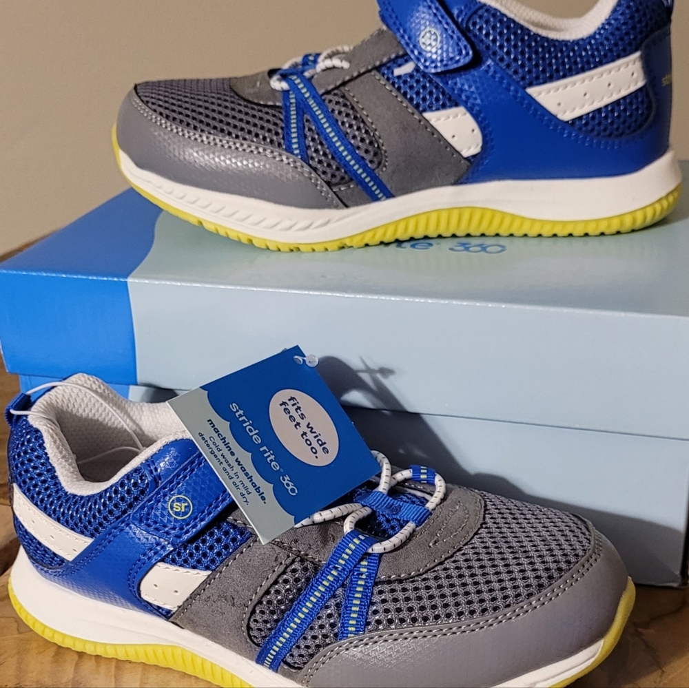 New Stride Rite 360 sneakers